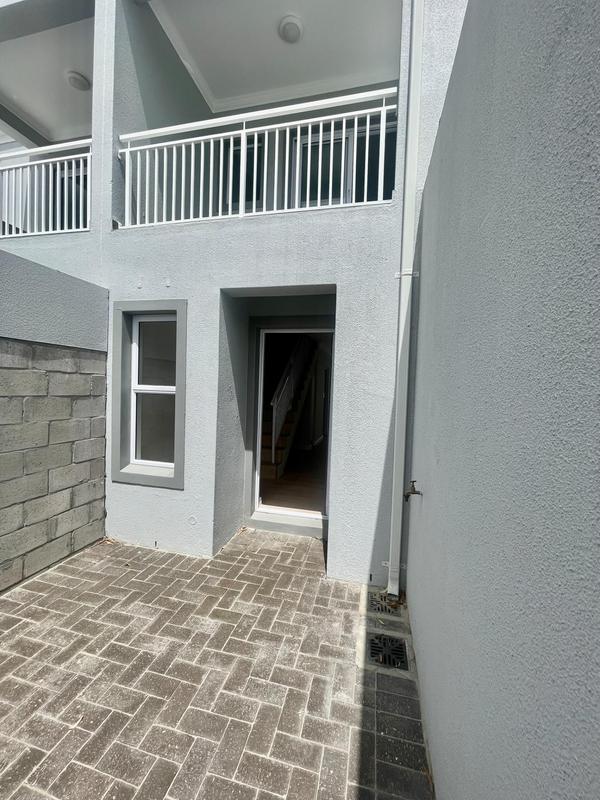To Let 3 Bedroom Property for Rent in Pinehurst Western Cape